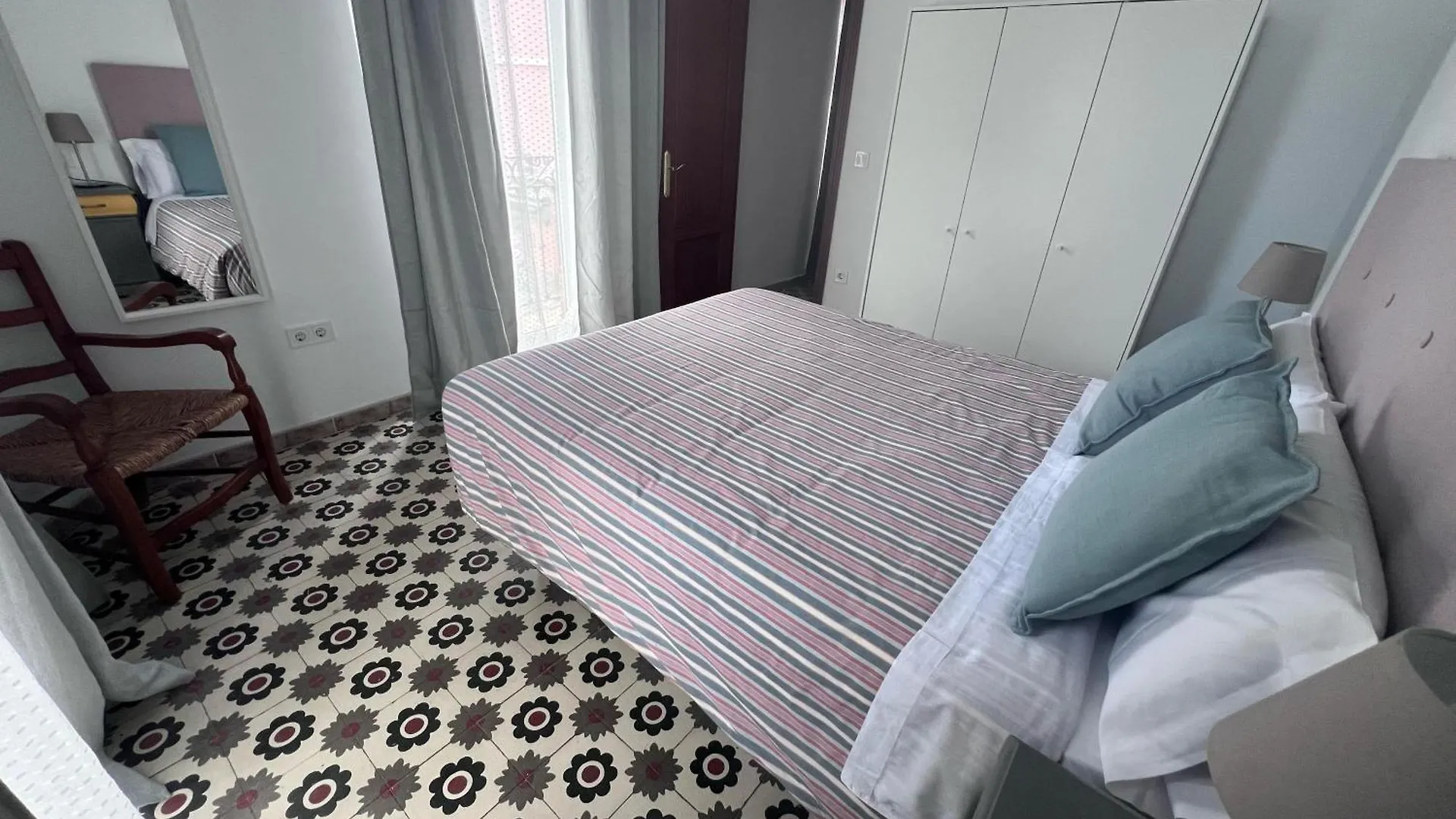 Apartamentos Triana Sevilla 公寓